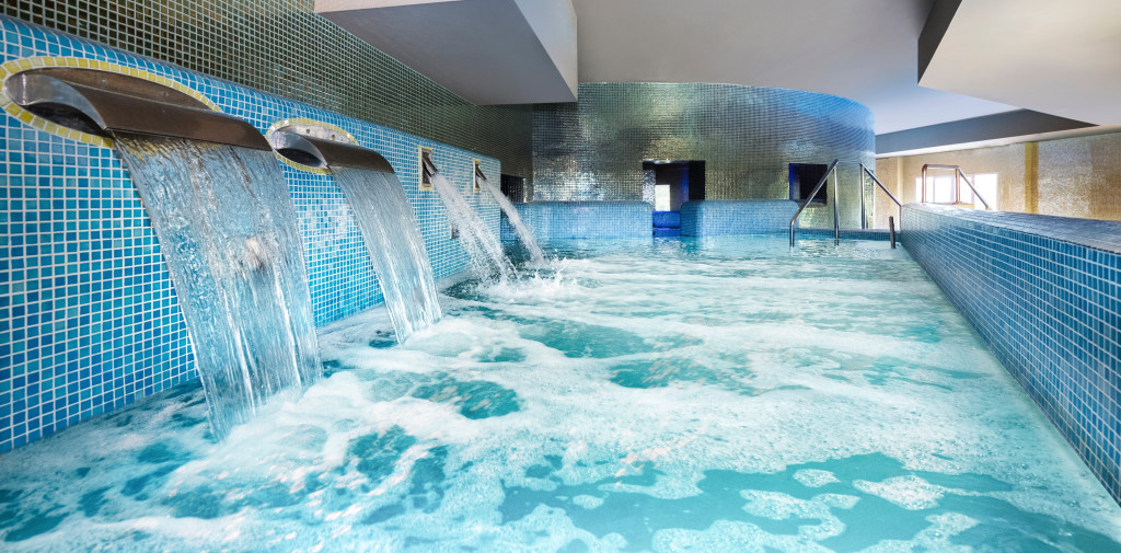 https://www.hotelmarinaportals.com/assets/themes/www.hotelmarinaportals.com/img/hero/016.tmedium.jpg