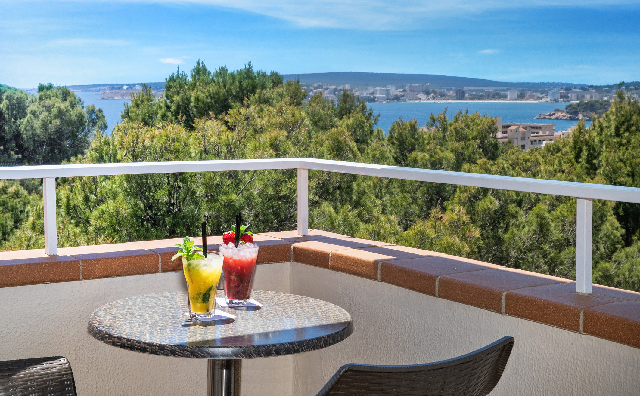 DOUBLE DELUXE WITH VIEWS